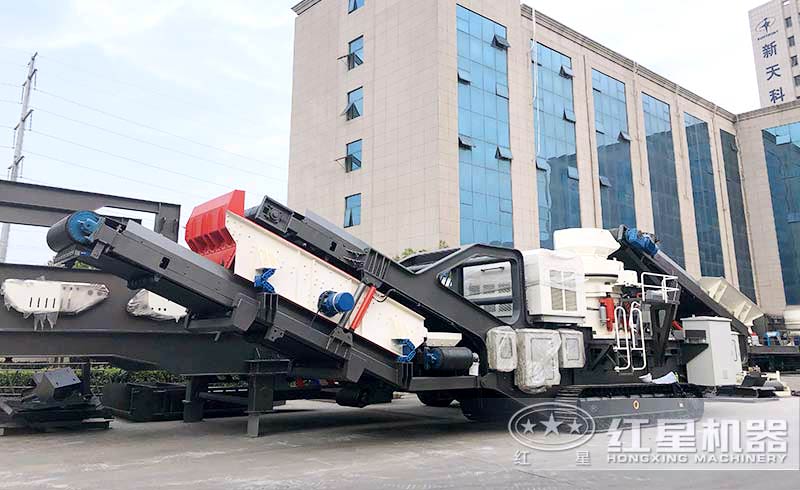 組建一條環(huán)保砂石生產(chǎn)線，油電兩用的流動(dòng)砂石粉碎機(jī)來(lái)助力