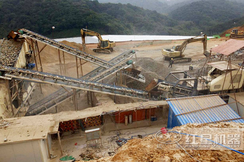 將石頭打成沙子，不如看看日產(chǎn)4000噸的石料生產(chǎn)線配置